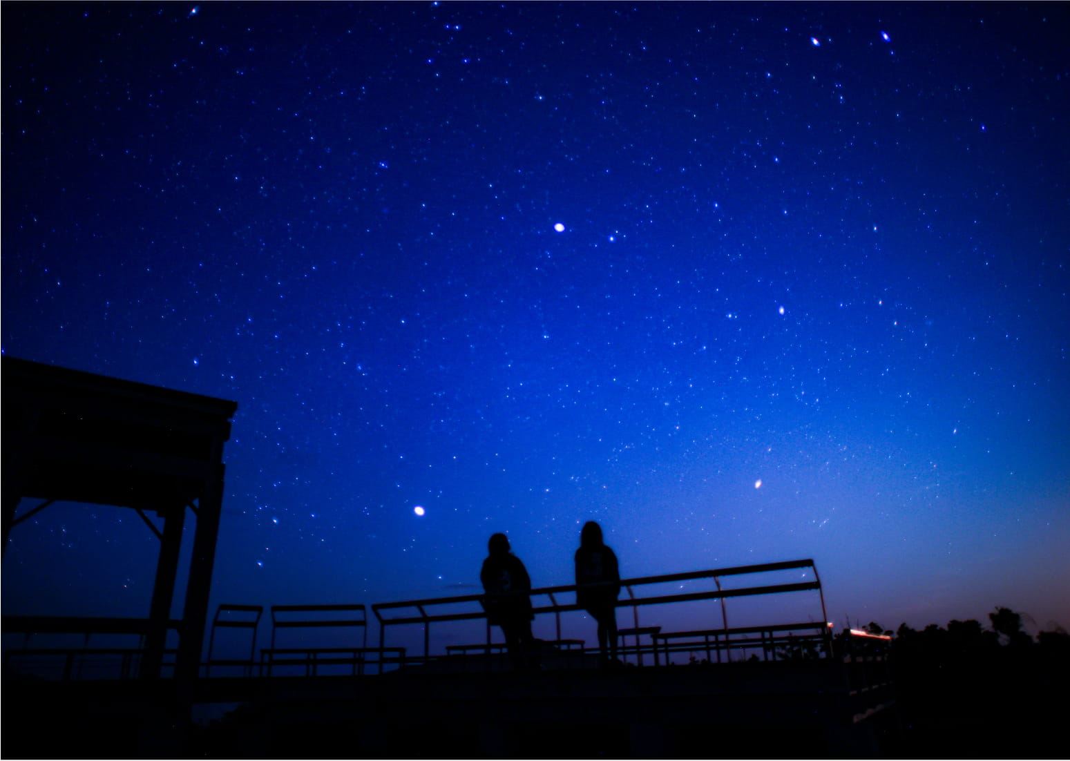 星空の下で記念撮影04